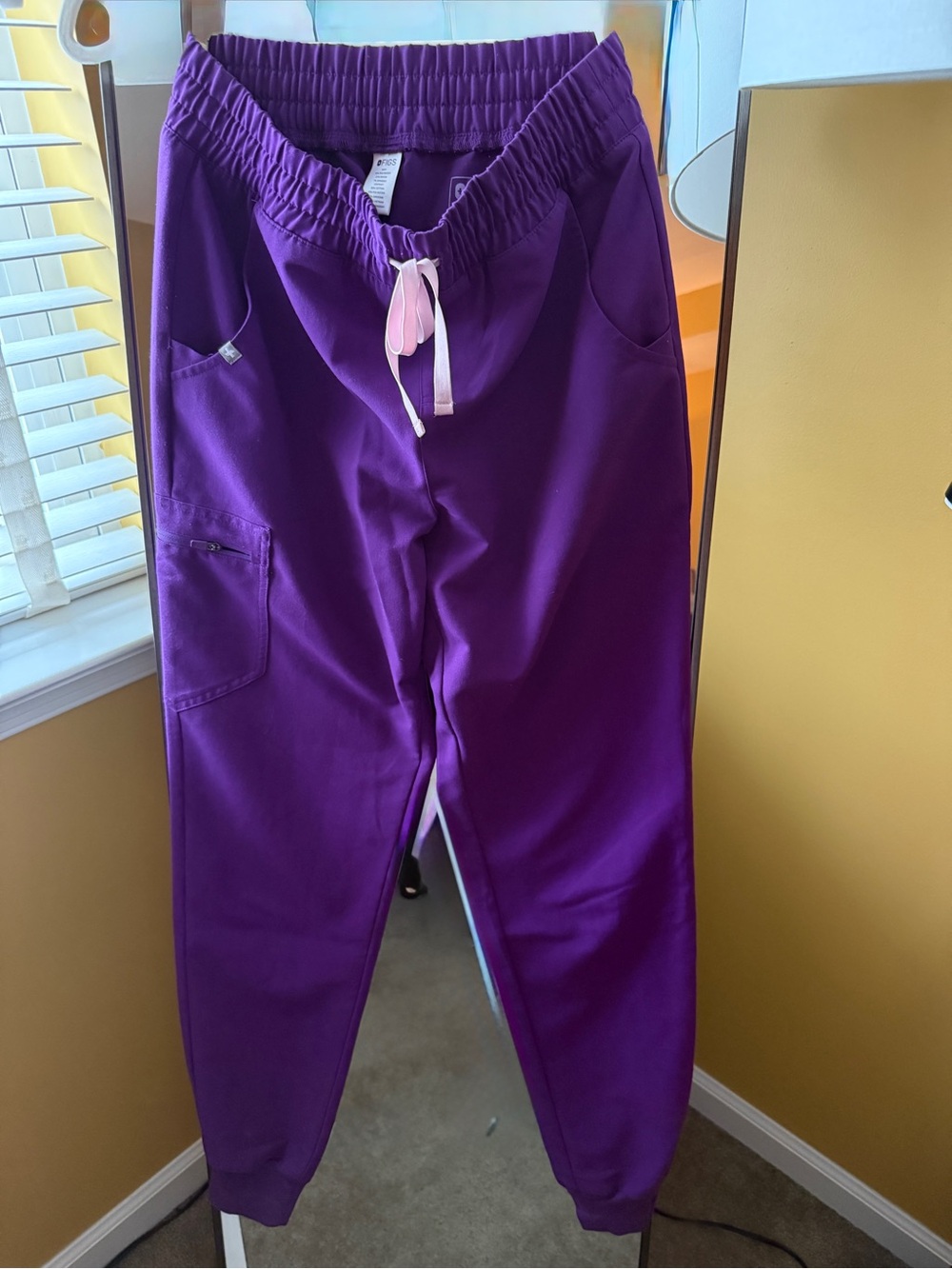 Figs Women’s Violet Drawstring Joggers